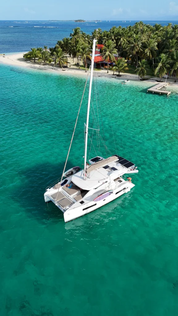 Catamaran Berenice 40ft en San Blas Panamá